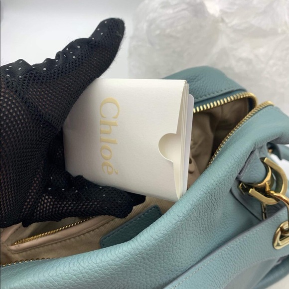 Chloe Paraty - Picture 10 of 10